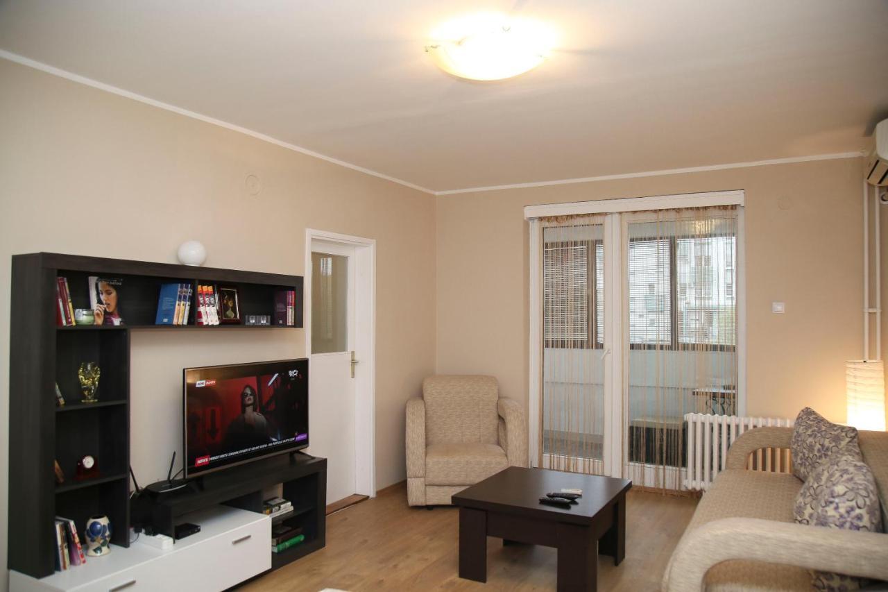 Havana Beograd Apartment ภายนอก รูปภาพ