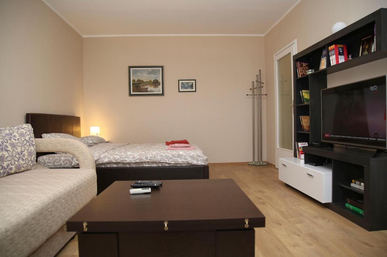 Havana Beograd Apartment ภายนอก รูปภาพ